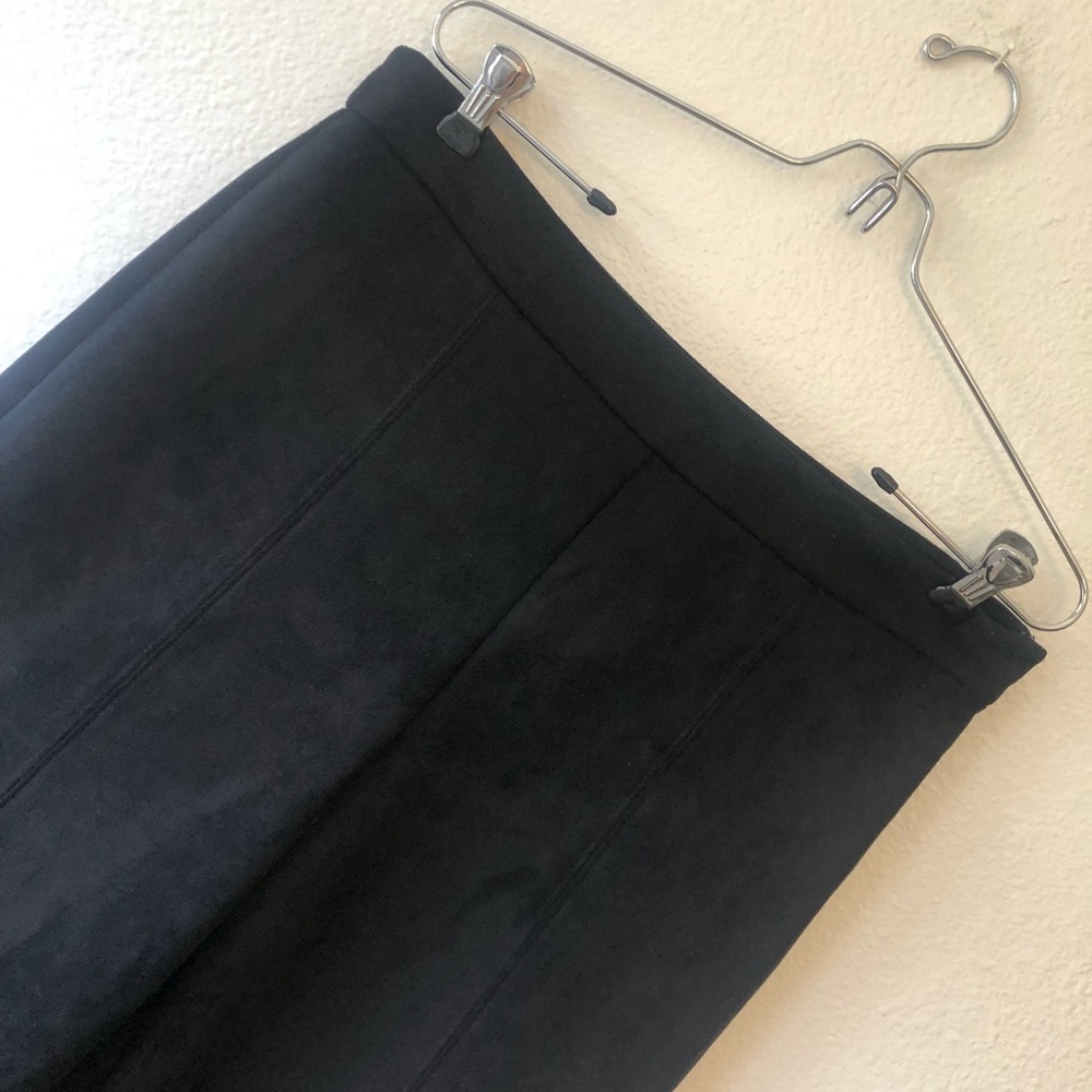 Ann Taylor Microsuede Black Wide Leg Pants Waist Measures 32 inches. Very soft - Picture 2 of 5